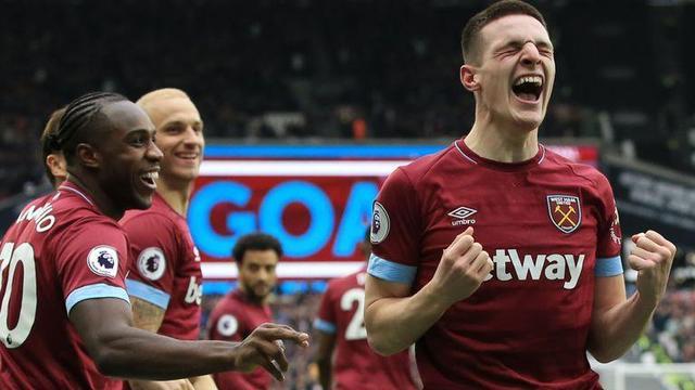 满冠体育官网- 西汉姆联铁卫赖斯染红离场，铁锤帮痛失好局  